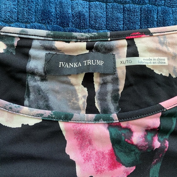 Floral Belted Dress - Picture 4 of 7